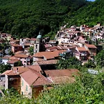 Tramonti Vandrerhjem Biassa