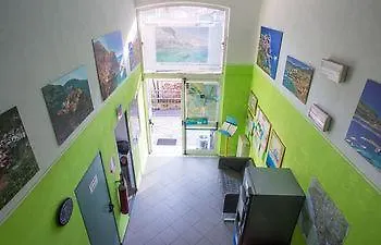 Tramonti Hostel *