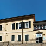Tramonti 호스텔 *