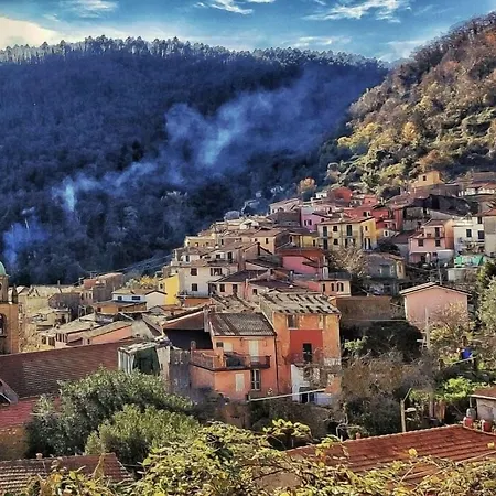 Tramonti Hostel *