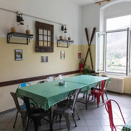 Tramonti Hostel Biassa